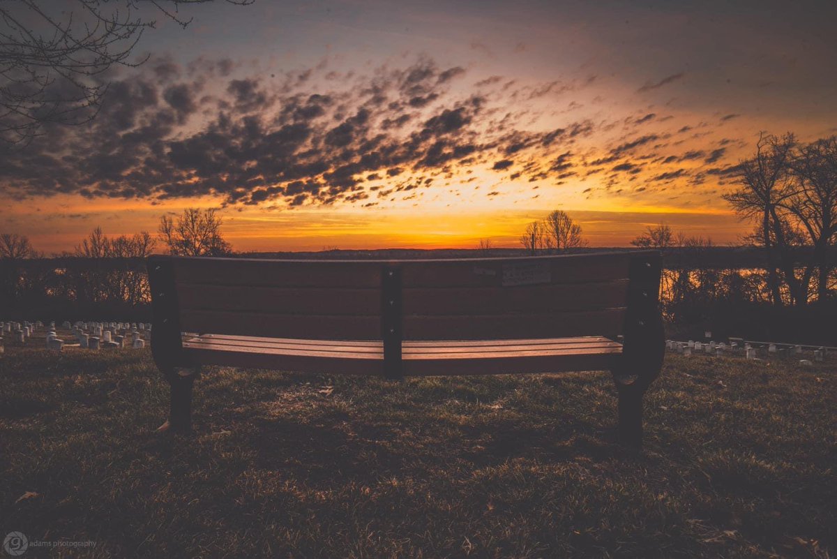 shfty78's tweet photo. Sunrise - Jefferson Barracks National Cemetery 

#sunrisephotography #photographylovers #nikonphotography #onlyinmissouri https://t.co/v5NHxVO7Pw