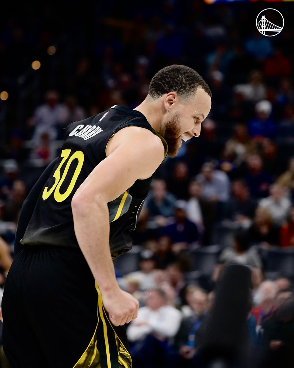 warriors's tweet photo. Stephen Curry hit a season-high in a game with 9 three-pointers https://t.co/WOvBzOpcod