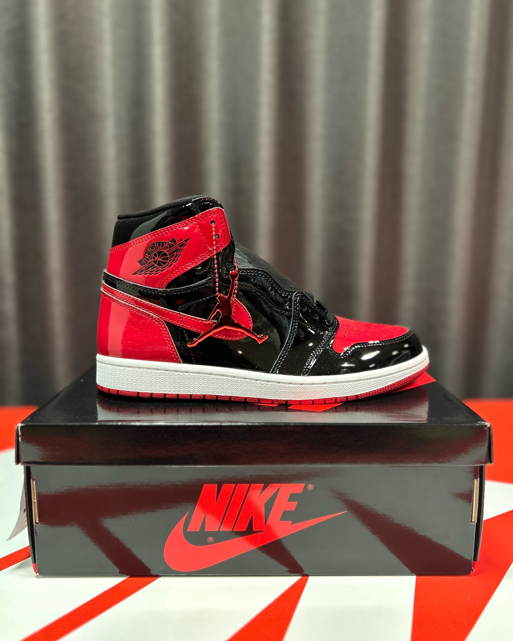 aj1 patent bred 28cm