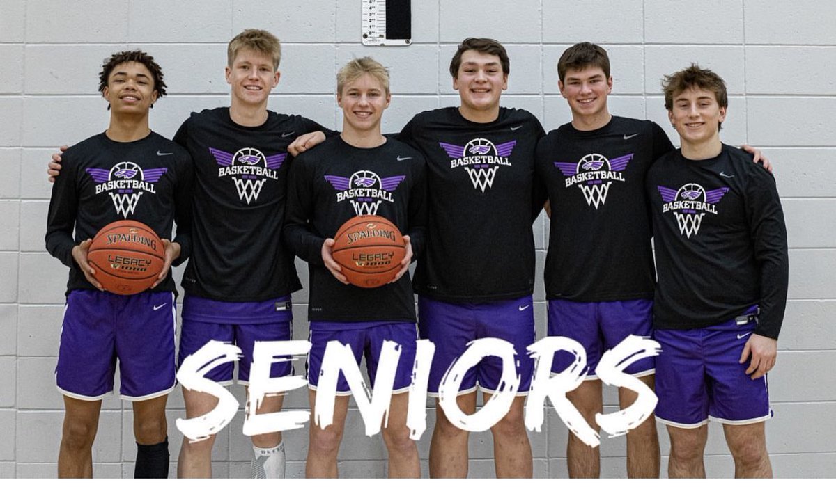 RedWingHoops's tweet image. Season comes to an end tonight at Austin.  Could not love this team any more than I do.  Proud of each one of them.  To the seniors - you were amazing.  You led with class, put others before yourself, and will not be forgotten. #family
