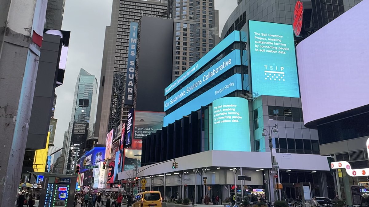 So proud to see our TSIP shown in Time Square a part of Morgan Stanley Solution Collaborative Prize Winner. Thank you Morgan Stanley. #morganstanley #climatechange #soilcarbon #carbonmarkets #msuresearch #MSUnews #algore