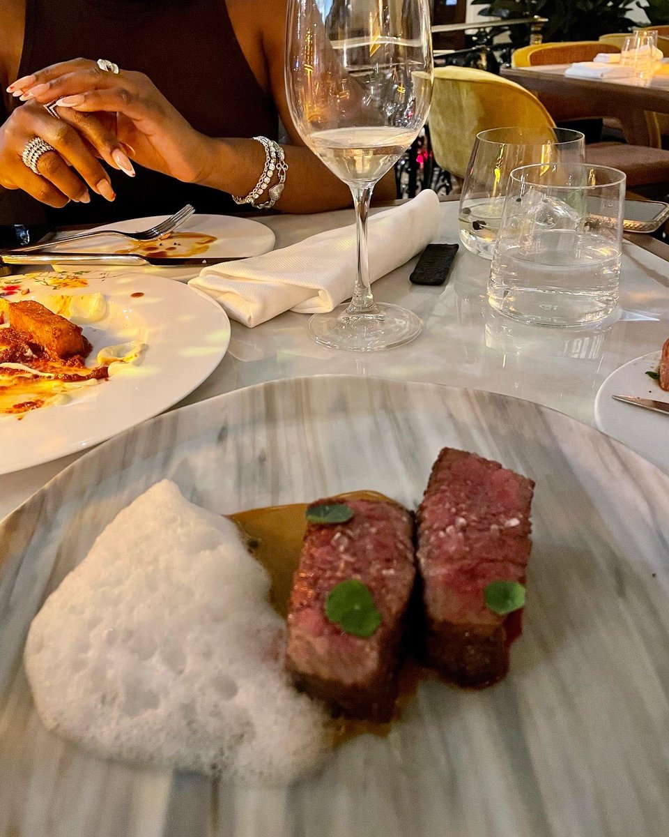 thedanie_p's tweet image. The Biggest .