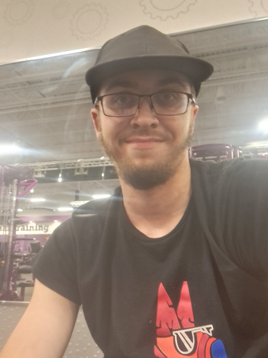 PuffyVessel3830's tweet photo. I'm finally gonna be taking my time and work on myself and do things for myself 😊😀 https://t.co/Msql2M70KG