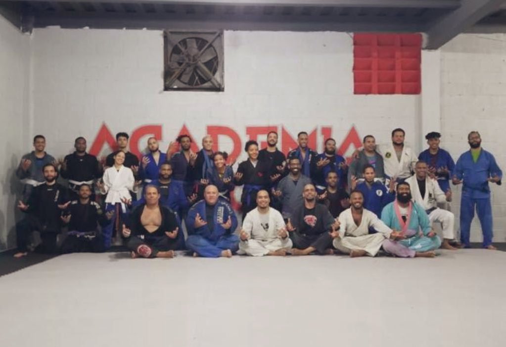 eliasabreuuu's tweet image. Last Saturday #openmat #bjj experiencia única 🤘🏻🤙🏻 #oss