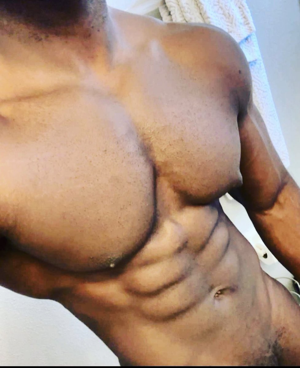 belacsbubble's tweet photo. Have a good night everyone… who’s up for cuddles 🥰 🤗???

#gay #gaymuscle #musclebottom #gayfit https://t.co/OBzigxtFlj