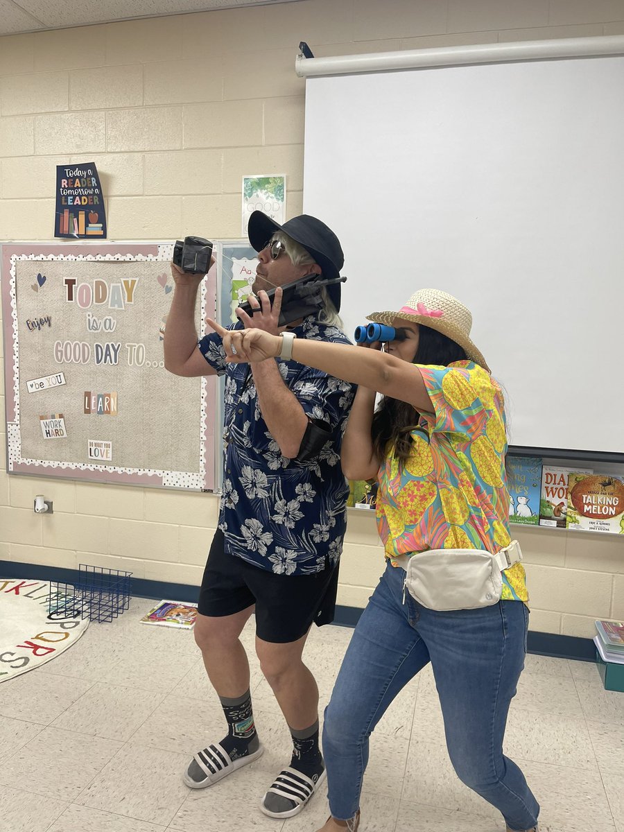 HeyMrsMartinez's tweet photo. Read Across America Week 2023 at @NISDFernandez was such a memorable one. Our teachers, staff, and students enjoyed fun dress up days as they celebrated the joy of reading!#JoyofReading #ReadAcrossAmerica2023 https://t.co/KhUDMIPIh1