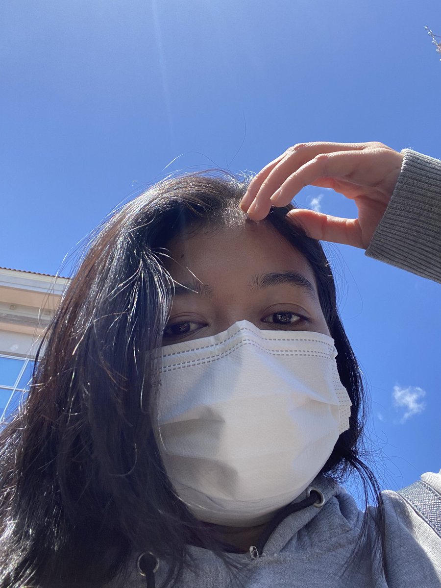 xsyhd's tweet photo. Langitnya kosong, macam otakku tadi 🤣 https://t.co/tFwiEDCOwt