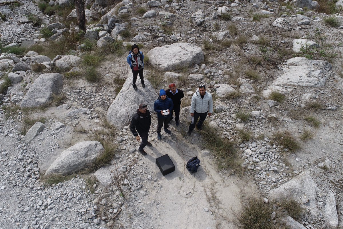 chauhanVKgeo's tweet photo. On International #women's day, I applaud my team members who are scaling up the level of disaster science by using advanced #UAV  and numerical #simulations. Location: Kali Valley, #Uttarakhand, #Himalaya. https://t.co/heL2Ut5LMS