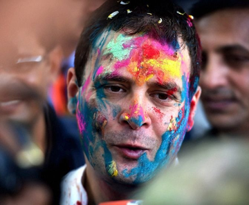 suryanandannet's tweet photo. Political Holi
#Ataljee #NarendraModi #RahulGandhi #Kejriwal #YogiAdityanath #HoliFestival https://t.co/Dgz7QJugP7