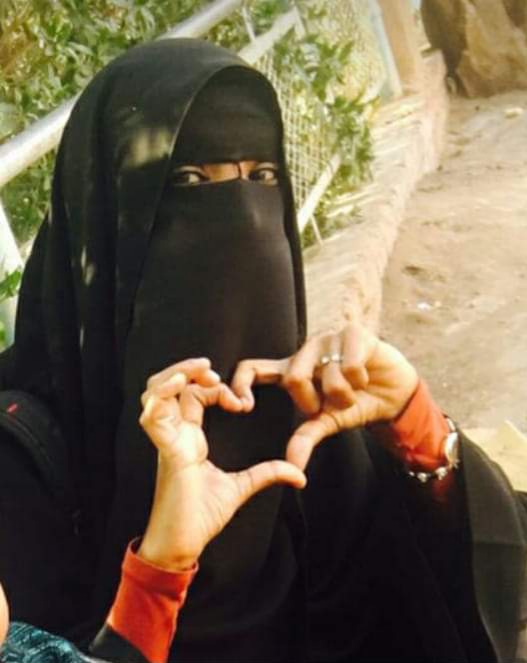 maysaomer16's tweet photo. خلقت لأكون أنثى مسلمة تحمل خلق الإحسان كفرد في المجتمع كأم كأخت كزوجة كصديقة وبطاقة الحب والسلام التى أودعها الله في فصورها في حياتي للجميع 💚
#اليوم_العالمي_للمرأة https://t.co/SghtjlcWue