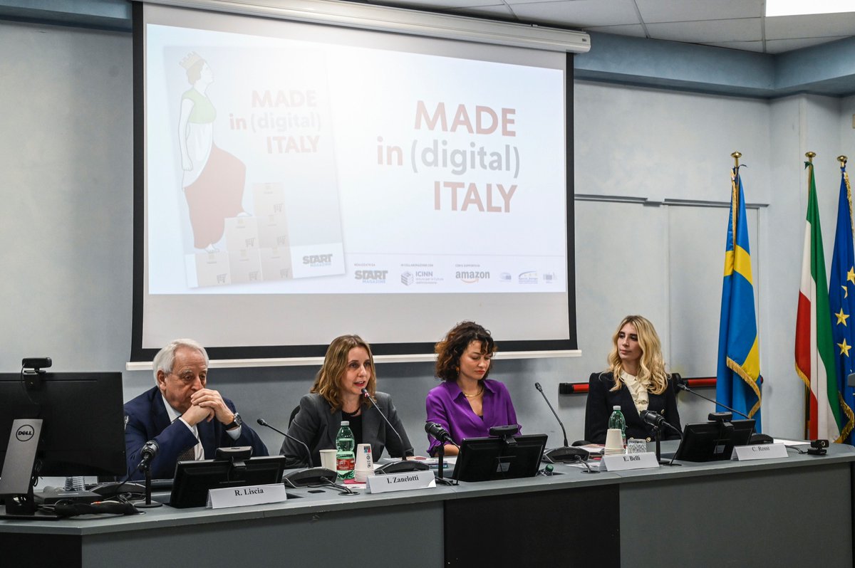 AmazonNewsItaly's tweet photo. 🇮🇹 🌎 #Multicanalità e #digitalizzazione: le parole chiave per la crescita internazionale del #MadeinItaly. Felici di aver partecipato allo studio di #StartMagazine e di continuare a collaborare con le Istituzioni per far crescere le #PMI del nostro Paese: https://t.co/CNT0KG8mZj https://t.co/xMLxQd4j9s