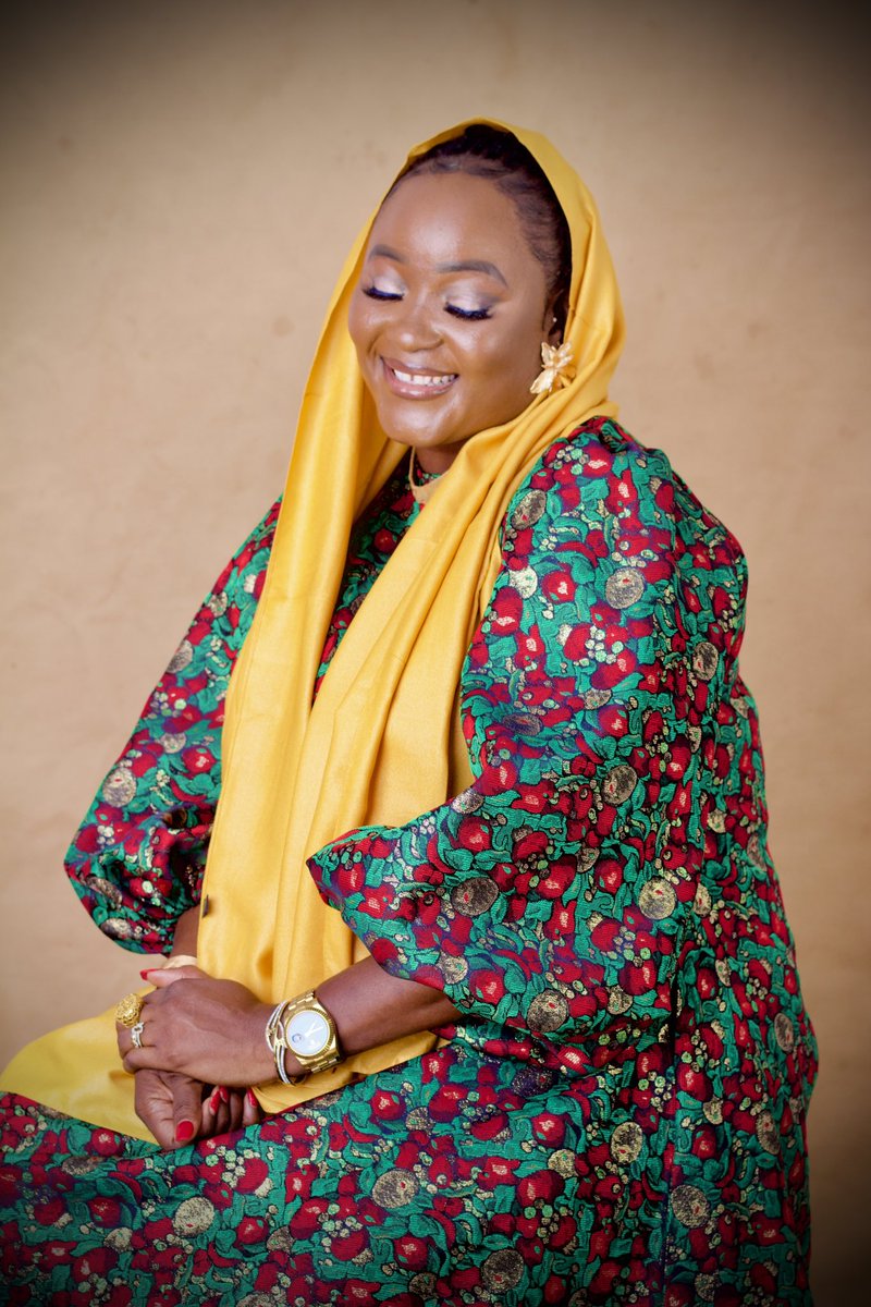 Ola2rera's tweet image. Hey woman… you are strong because you are weak… Your vulnerability shows how brave you are. You wear your heart on your sleeve and give with all your heart. You are not asking for anything you haven’t given. Stay strong woman, stay you… #HIWD