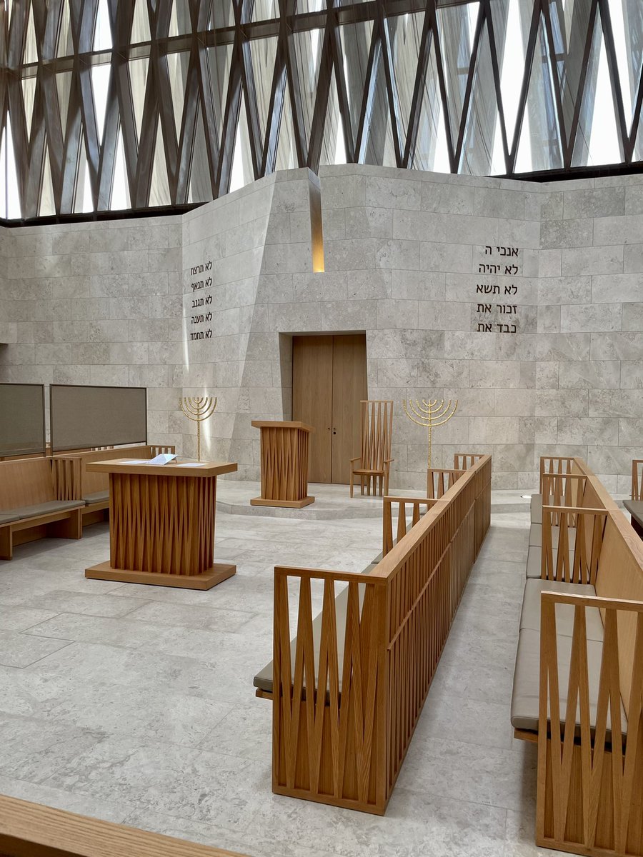 AjitPai's tweet photo. An extraordinary visit in Abu Dhabi, United Arab Emirates to the #AbrahamicFamilyHouse, comprising a mosque, synagogue, and church. Construction began in 2019, shortly after the signing of the #AbrahamAccords, and it recently opened. Behind me was a tour group from Israel. 🇦🇪 https://t.co/gwhYtuOQbS