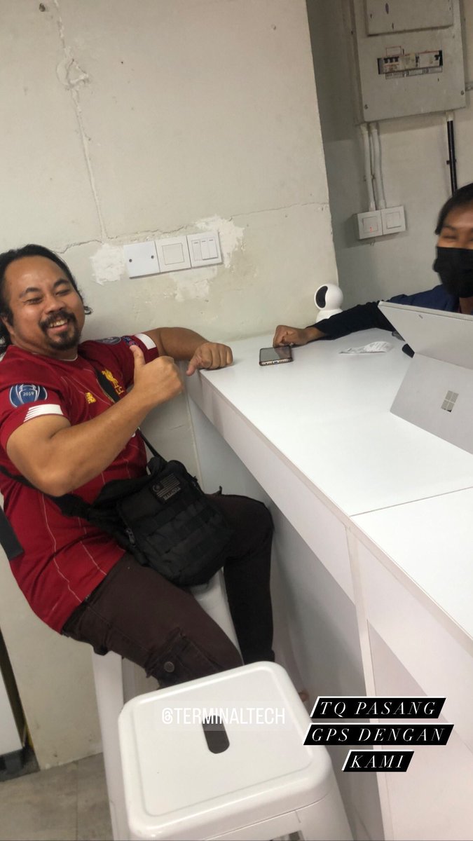 terminaltracker's tweet image. Brother2 ni cakap mereka akan pakai selama seminggu. Cuba teka apa yang mereka akan pakai selama seminggu????
.
#terminaltracker