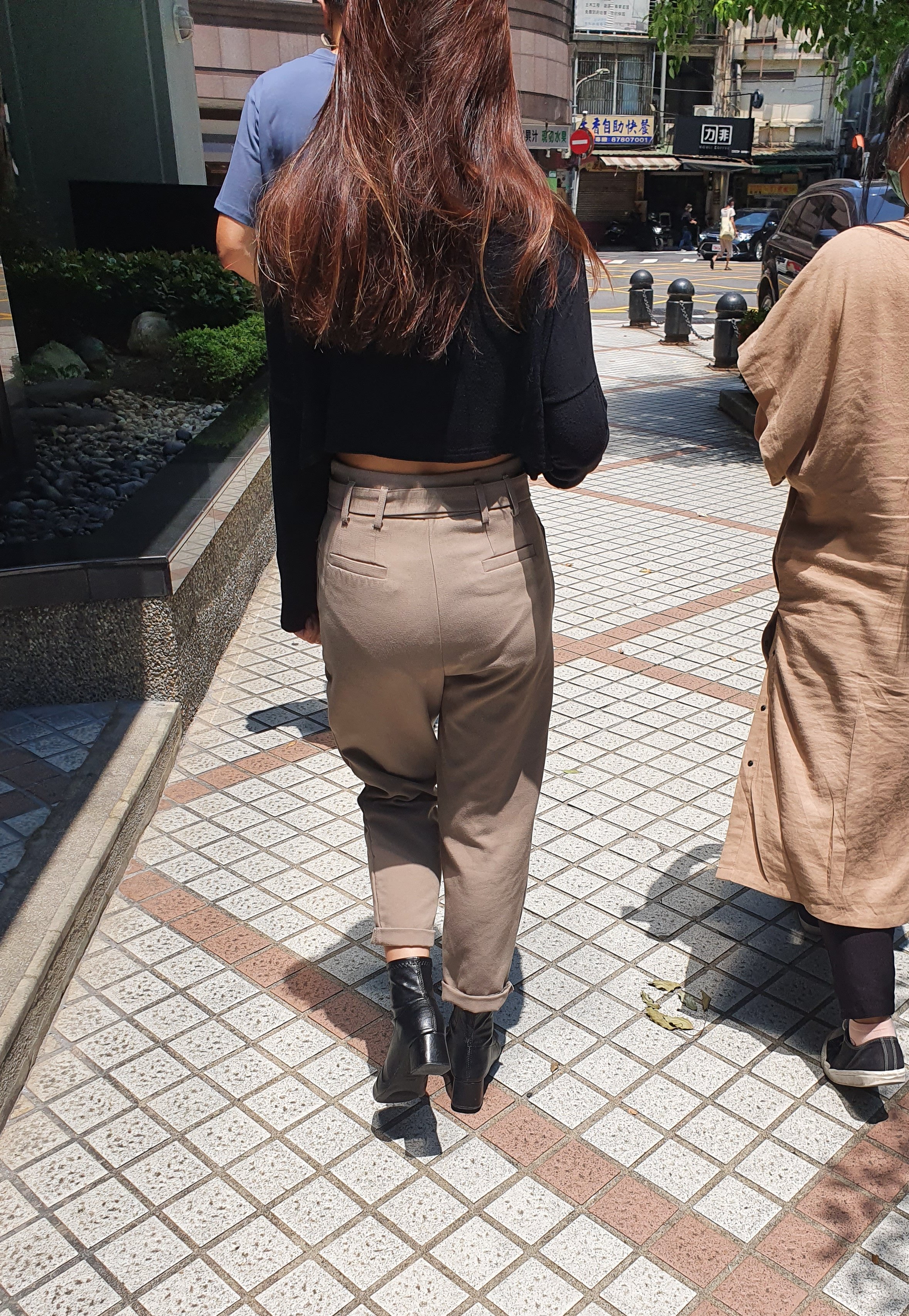 パンティーライン  / X