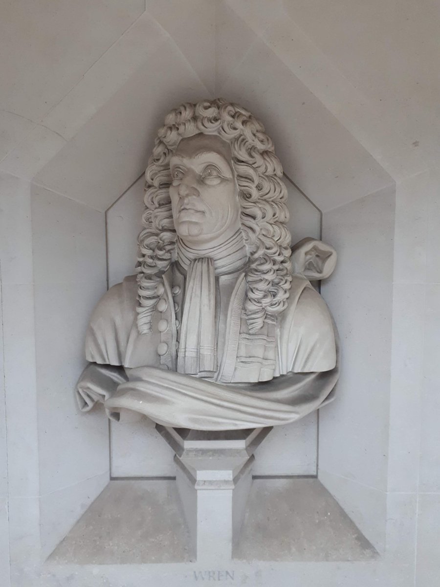 LondonOnGround's tweet photo. Day 12 of 12 of photos for the 300th anniversary of Wren's death, which is today by the Gregorian calendar. Three today: Wren sculpted by Tim Crawley at @GuildhallArt and Wren's tomb & memorial plaque in @StPaulsLondon.
#wren300 #architecture #architects #cityoflondon #timcrawley https://t.co/Hvqt7v0Rd7