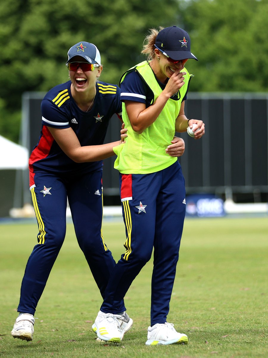 SEStarsCricket's tweet photo. Happy International Women's Day ♥️

Today we celebrate those who continue to inspire us through playing the game, working in the game or watching the game we all love!

#IWD23 https://t.co/98MkjgMd7q