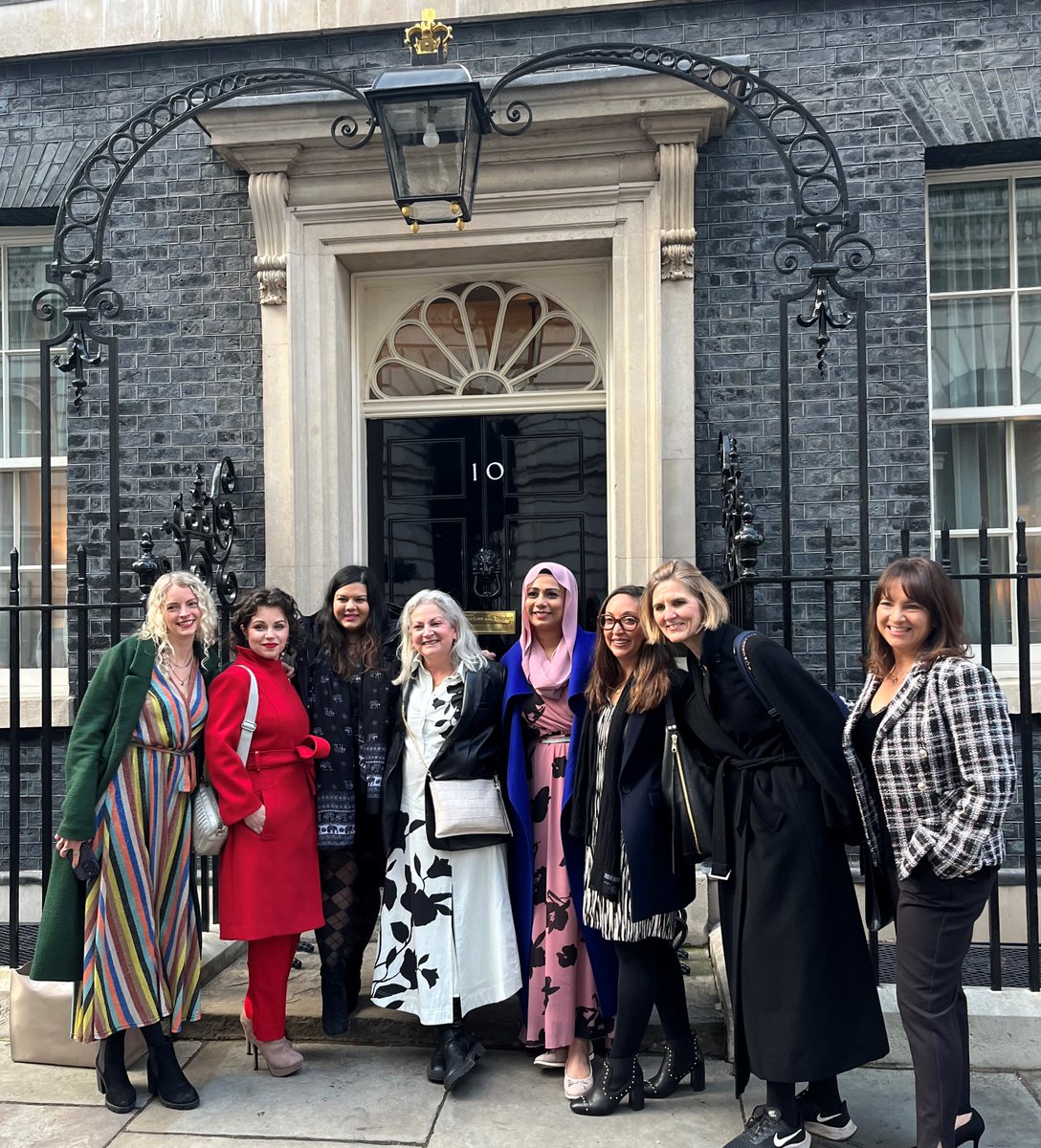 We were honoured to be invited to @10DowningStreet to discuss the #WomensHealthStrategy with @MariaCaulfield MP and Women’s Health Ambassador Professor Dame @Lregan7, alongside other charities, doctors and women including our Ambassadors @DavinaMcCall & @DrNighatArif🙌🏽💜 #IWD2023