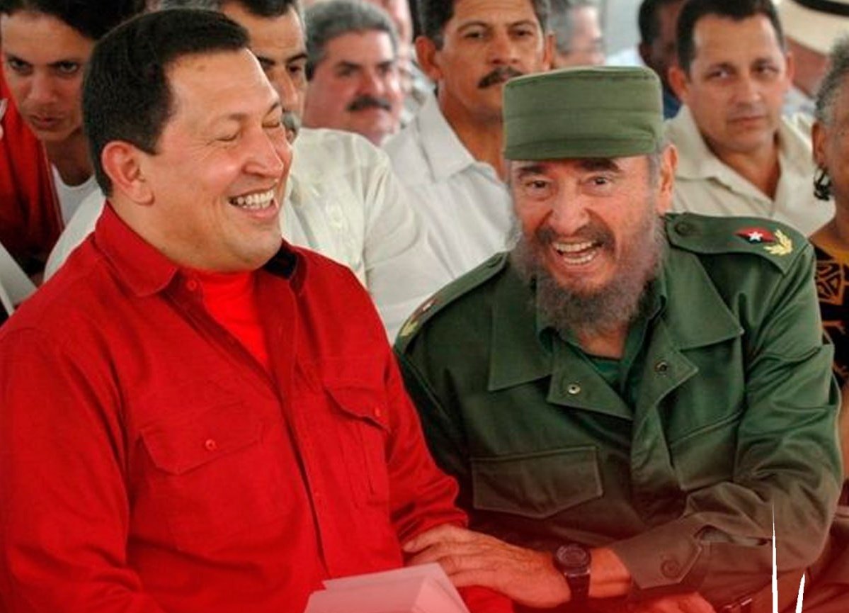 AndresConsejo's tweet photo. Porque #ChavezVive, para él jamás habrá olvido, solo orgullo de ese, él mejor amigo de #Cuba, hijo adoptivo de #FidelPorSiempre @Drliover @DtoraDpsGranma @GranmaDps @DiazCanelB @CapoNapoles @MMarreroCruz @CMzllo @YordanyFonseca @BorgesOlivero @BeltranReynier @YanetsyTerry https://t.co/le9UvbRVHU