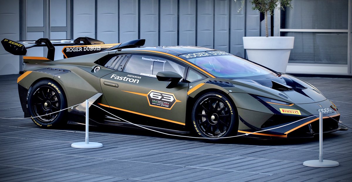 #Lamborghini Huracan Super Trofeo Evo … #Rogerdubuis #Watch …. 🏁🏁