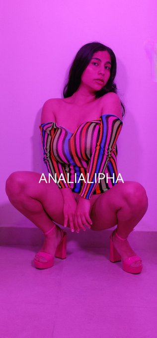 Bebés como no tendrán mi estreno esta semana,voy hacer un estreno mañana en mi onlyfans esta fotito me
