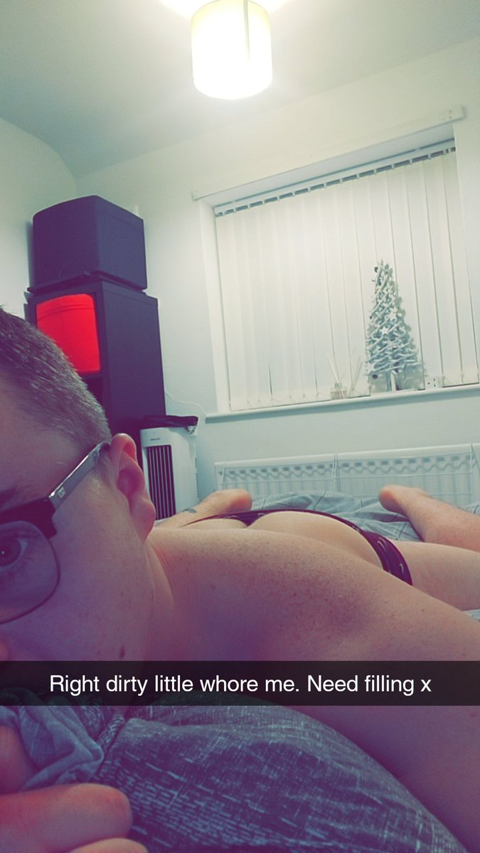 Tom67069363's tweet photo. @VikingMuscleXXX @NicolasDiamond_ My turn next daddy? 😍🔥😈 https://t.co/e0gWY5hi6i