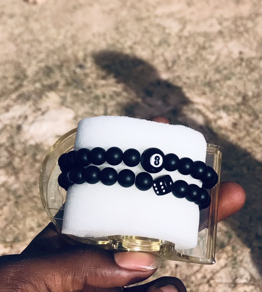 skengPengman's tweet photo. @ruffydfire Greetings !
I use art to make beads yunno,Beautiful and classic ! https://t.co/Or1RdARE3y