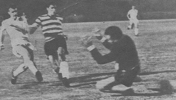 Steve1T's tweet photo. Did You Know? 1st time @usopencup winner visited Mexico was during 1963 Confederation tournament (Champions’ Cup) when #NYHungariaSC topped #CDOro, 3:2, in Guadalajara’s Estadio Jalisco. Andy Mate scored all goals for ’62 #USOpenCup champion. #TIGvORL
https://t.co/l5ThuVtUJe https://t.co/XtBLrx1YNi