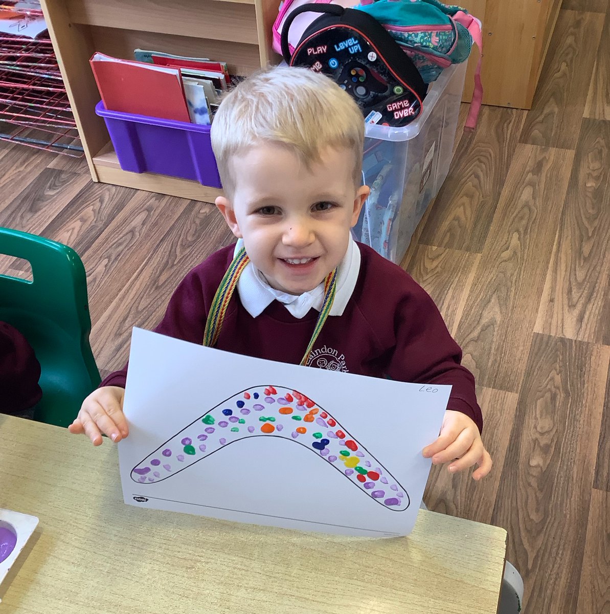 The children in our #Nursery have been looking at #Australia. The children created their own Aboriginal Dot Art!

#LaindonPark #LaindonParkPrimary #LaindonPrimary #Laindon #Zenith