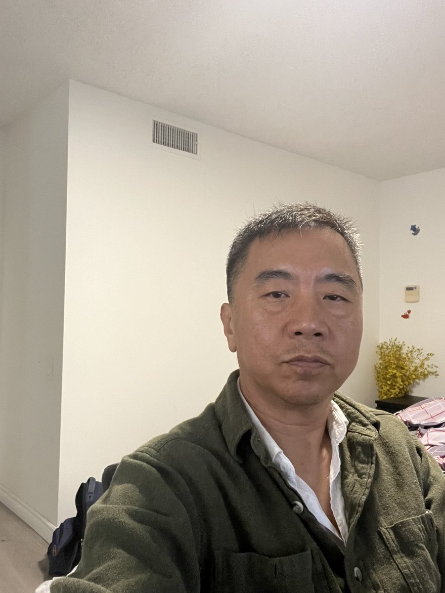 xinzeUSA's tweet image. 现在美国参加站街的喜国人都已经收到法庭文件，这是日本喜国邪教组织站街人员照片，其中（红色框子）88jj，中文名称刘存，诈骗我一万美元的Gclub卡钱，至今没有偿还，而且利用喜国郭文贵把我打成“反革命”分子之势头，想彻底不认这笔账，我就跟他玩儿下去，直到还给我为止