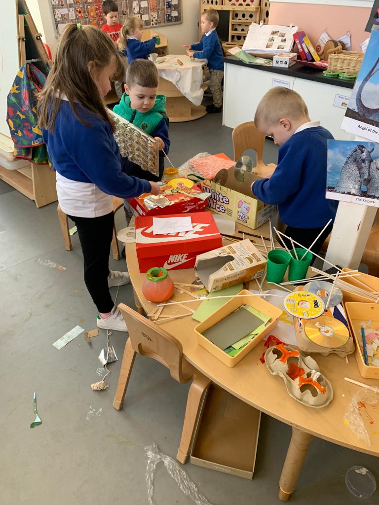 nurserydennyps's tweet photo. Andy Scott is our artist of the moment. Andy created the design for the kelpies. So there was lots of model making happening today of the kelpie using lots of recycled materials. #artistofthemoment #kelpies #creativity @ArtistMomentELC https://t.co/shHK5NTky1