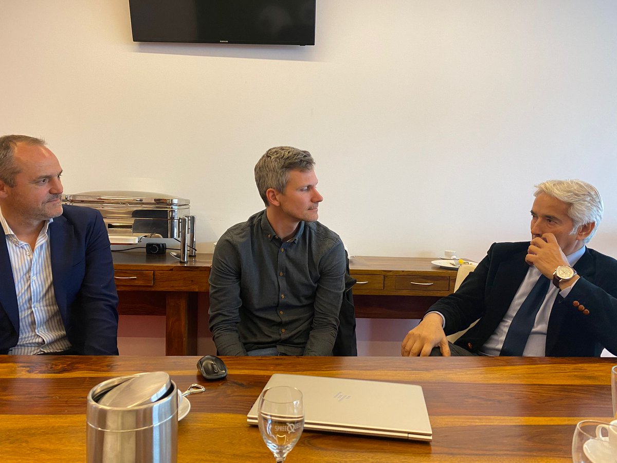 La UD Las Palmas visita el Unión Berlín para buscar colaboraciones entre los clubes de formación de talento y proyectos de internacionalización.

🔗 bit.ly/3mBrFLT

<a href="/fcunion/">1. FC Union Berlin</a> | <a href="/LaLiga/">LALIGA</a> | <a href="/LaLigaCorp/">LALIGA Corporativo</a>
#Internacionalización | #DesarrolloDeCantera 
#LaUniónHaceLasPalmas