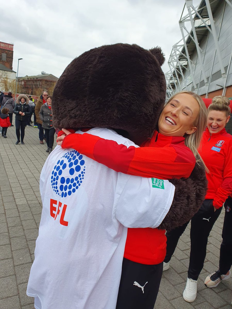 HAPPY INTERNATIONAL WOMENS DAY @HerGameToo @RMBCPress @RU_CST @OfficialRUFC @rotherhamtiser @rothtisersport @VARsupport @women_review @RotherhamNews @SarahChampionMP @Lionesses @RMBCEvents @bwjfc1973 @MillerBear99 @ParkgateAstro @parkgatefc