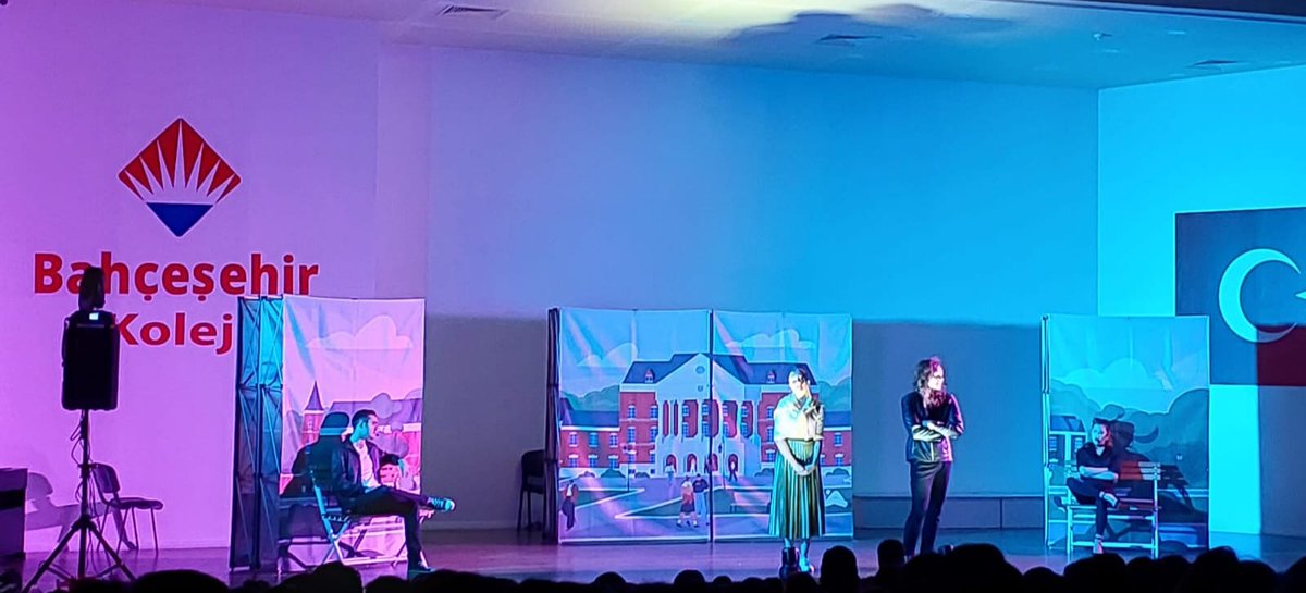 BahcesehirSivas's tweet photo. We would like to thank the British theatre organization called "Cloud Theatre" that visited our campus as part of English activities for their splendet performance. https://t.co/PFOHlmMgBC