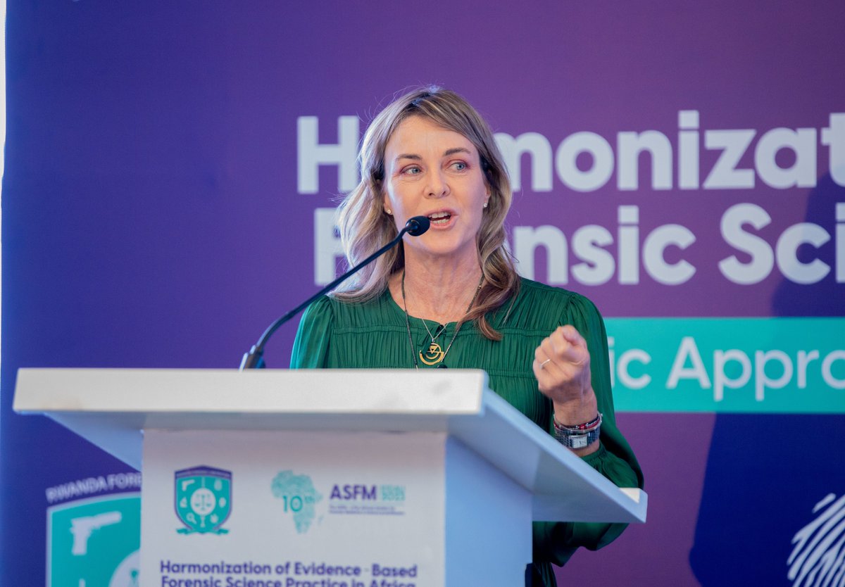 ASFM2023's tweet photo. "Why aren't more Africans countries adopting DNA policies to address criminal justice in the region?" asked Regional Director  @DNAforAfrica, Dr. Vanessa Lynch, as she stressed the need to create a DNA database to help in the search of missing persons. https://t.co/RnERpCIlQB