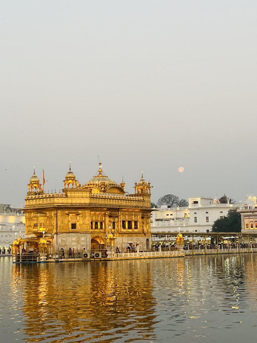 Ratinder0400's tweet photo. 🙏🏼ਜਿਉ ਭਾਵੇ ਤਿਓ ਰਾਖੁ ਮੇਰੇ ਸਾਹਿਬ                                     ਮੈ ਤੁਝ ਬਿਨੁ ਅਵਰ ਨ ਕੋਈ ॥🤍❤️ https://t.co/epHlzWBO0Z