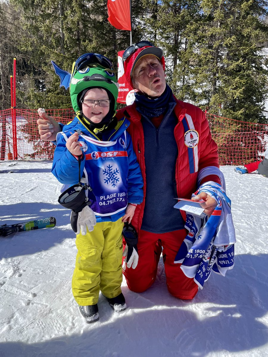 Dr Laura Savage (@savagederm) on Twitter photo Super downhill progress from the mini PCs with #esf #laplagne - a well deserved Bronze level award for H and Flocon for J! <a href="/MoorlandsLeeds/">Moorlands School, Leeds</a> @MoorlandsSport <a href="/MoorlandsKS2/">Moorlands KS2</a> <a href="/MoorlandsEYFS/">MoorlandsEYFS</a> Super downhill progress from the mini PCs with #esf #laplagne - a well deserved Bronze level award for H and Flocon for J! <a href="/MoorlandsLeeds/">Moorlands School, Leeds</a> @MoorlandsSport <a href="/MoorlandsKS2/">Moorlands KS2</a> <a href="/MoorlandsEYFS/">MoorlandsEYFS</a>
