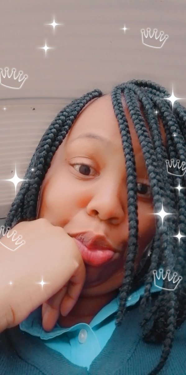 Jmotsapi's tweet photo. @tboseZA In a naughty mood bra T ☕. Wearing a purple, laced 💜🙊👙 what what....... Akere ke Wetnessday 😜😍🥰 https://t.co/5hFTyq0kgG