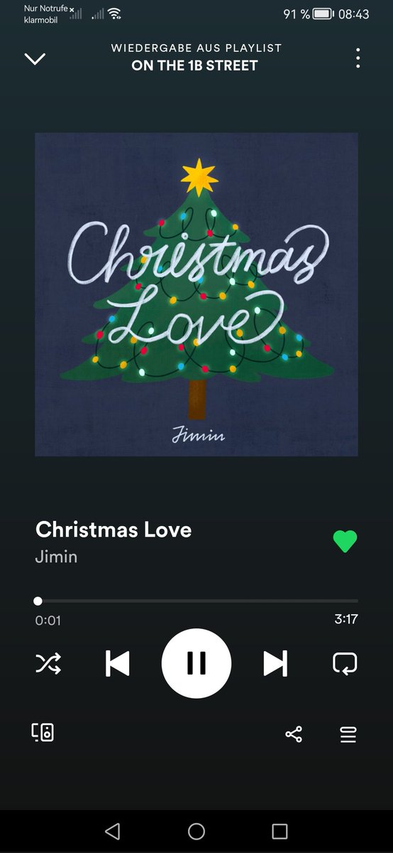 It's March, but it's snowing ❄️
So I guess it's only fair to listen to #ChristmasLove 😅