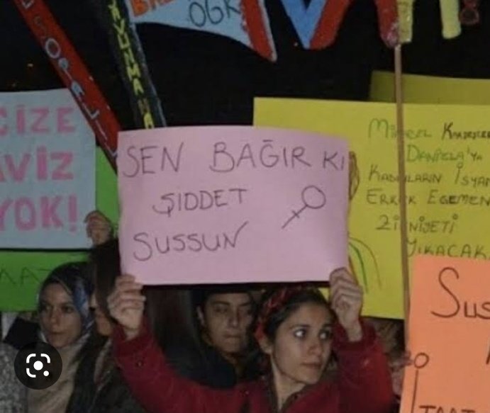 Gülistan bütün canlılar için 8 Martta alanlardaydı Gülistan'a vefa borcumuz var ey körler sağırlar ülkesi 21 yaşındaki kadını karanlıkta bıraktınız.... #8Mart