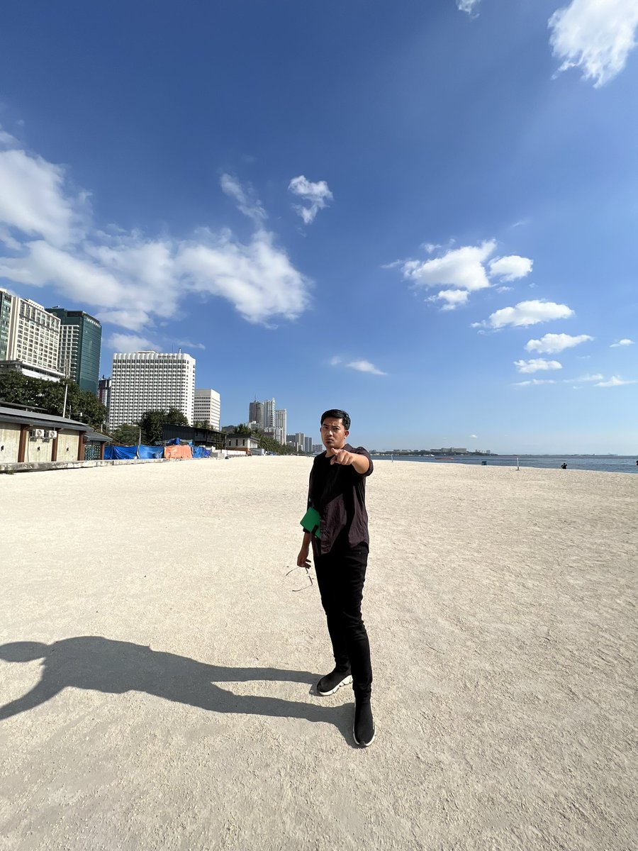 jepprih's tweet photo. Beachin’ in the city. https://t.co/vgGoDBBBj5