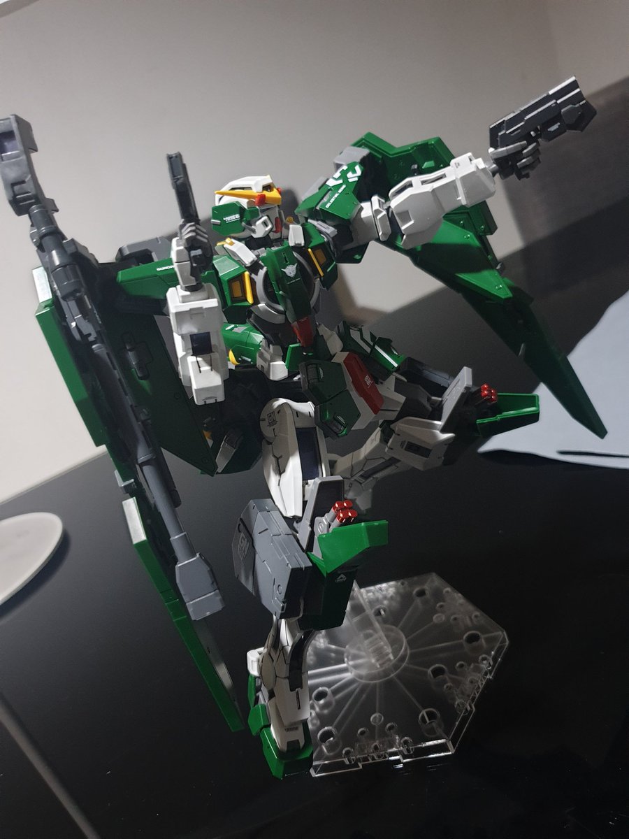 gmshugo1's tweet photo. 1/100 MG Dynames took three weeks to complete. Solid, and super nice. Not too many decal but really nice looking kit. Next one 1/100 MG OO XN Raiser, phew this gonna take awhile.

#ガンダム #ガンダム00 #機動戦士ガンダム00 #gunpla https://t.co/HndOdBoHJO