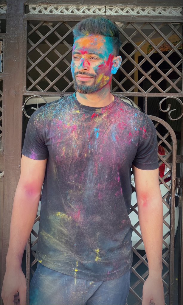 dev_r_chauhan's tweet photo. Happy holi to all.🧿🕉️🔱
.
.
.
#holi2023 #holifestival #spreadlove #positivevibes #celebration #agra #apnaagra #holispecial #dev_rahul_chauhan https://t.co/uFTYX2Vm7D