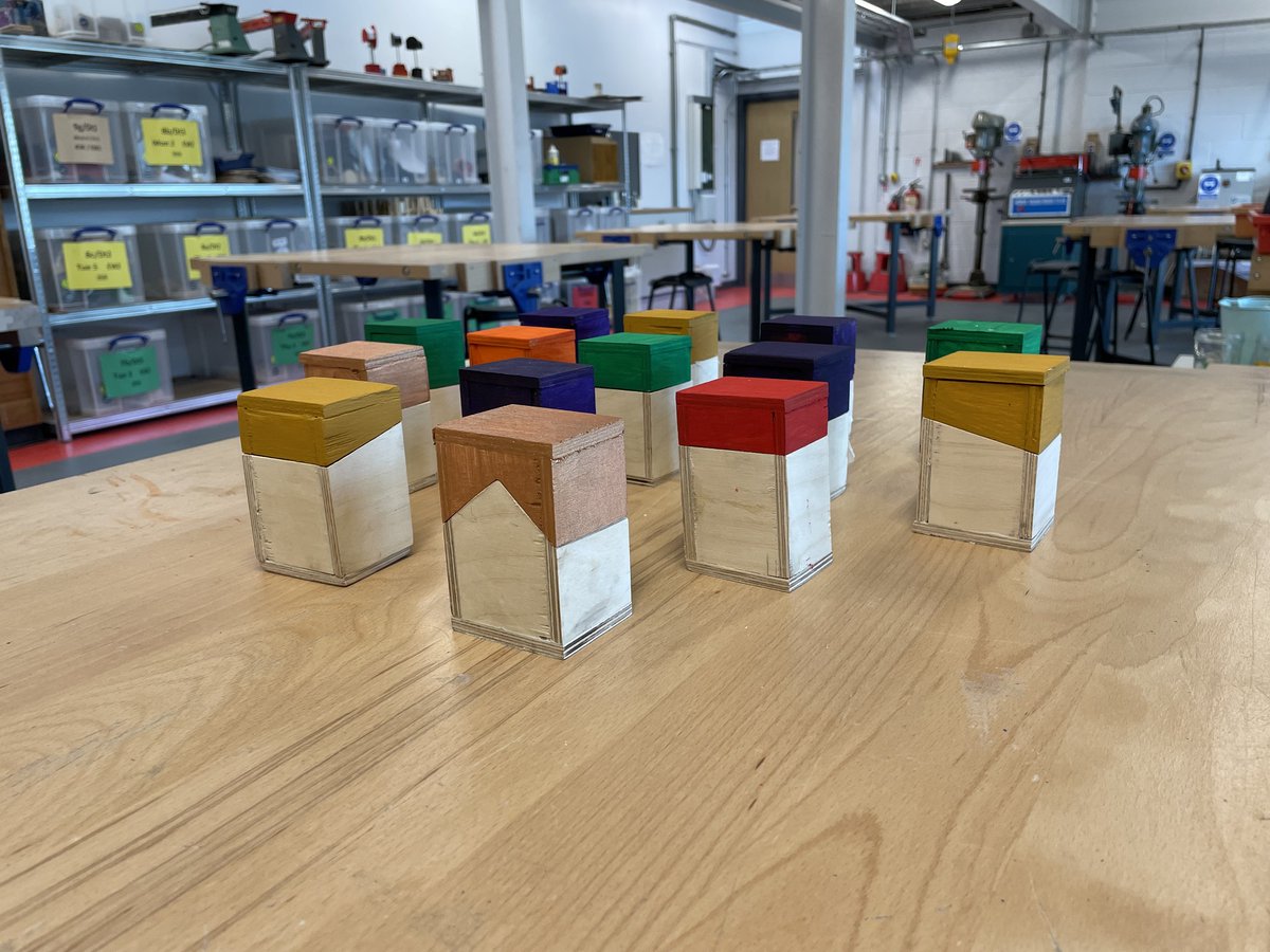 SouthCravenSch's tweet photo. Our Year 7 students have made these fantastic plywood boxes in their Design and Technology lessons! #ExploreDesignCreate https://t.co/Id6XAmbJc4