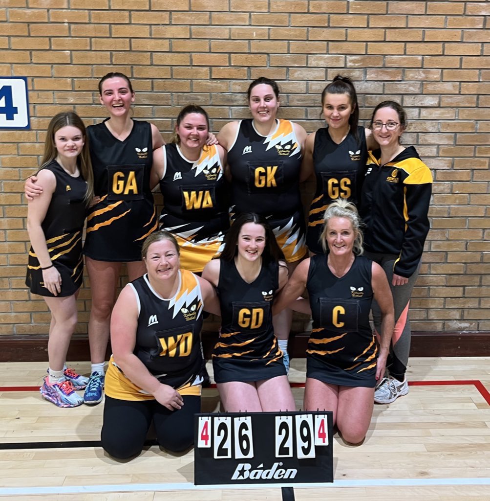 NetballKidwelly's tweet photo. Our successful ladies section continuing to grow with new faces joining the club all the time.

#wegotgame
#photosthatmakeusproud
#EmbraceEquity
#growyourown https://t.co/wk1WU0Ejn6