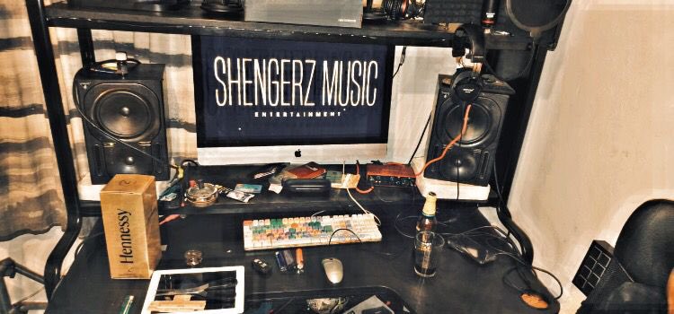 Shengerz Music Entertainmentz ✊🏽❤️🎶 Insta: instagram.com/reel/Cpfexleql… Twitter: twitter.com/shengerzentz/s… Triller: triller.co/@shengerzmusic… TikTok: vm.tiktok.com/ZMY5hQ5Qf/ LinkedIn: Shengerz Music Entertainmentz YouTube: youtu.be/CQR5-aS8c58