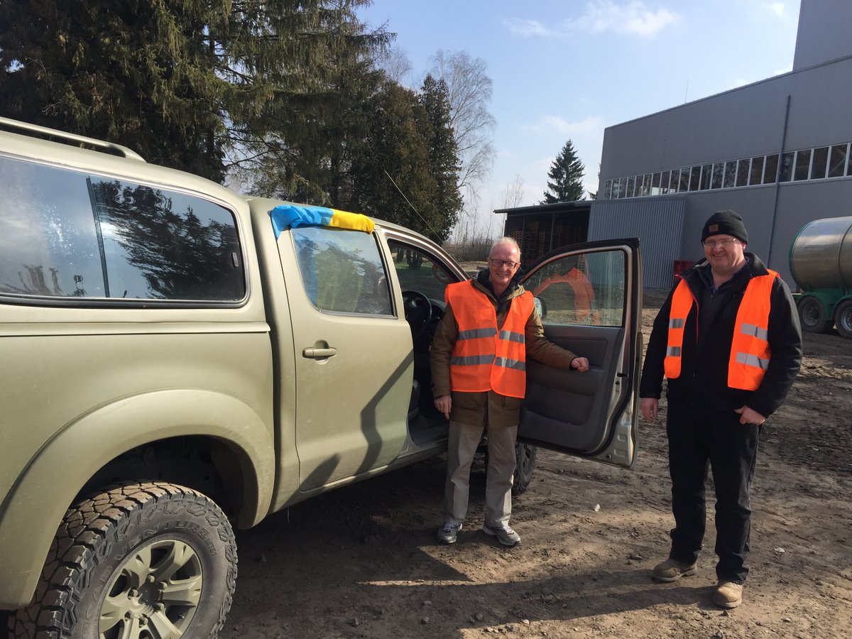 PICK-UPS FOR PEACE tweet media