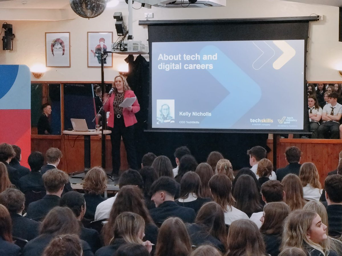 techskillsorg's tweet photo. Today we're at Dartmoor Careers Fair! 

Our CEO Kelly Nicholls will be speaking to 400 students throughout the afternoon, letting them know about their options for careers in digital and tech and what we do at TechSkills to help make it happen 💪

#TechIndustryGold #techcareers https://t.co/IyKdWcGa3u