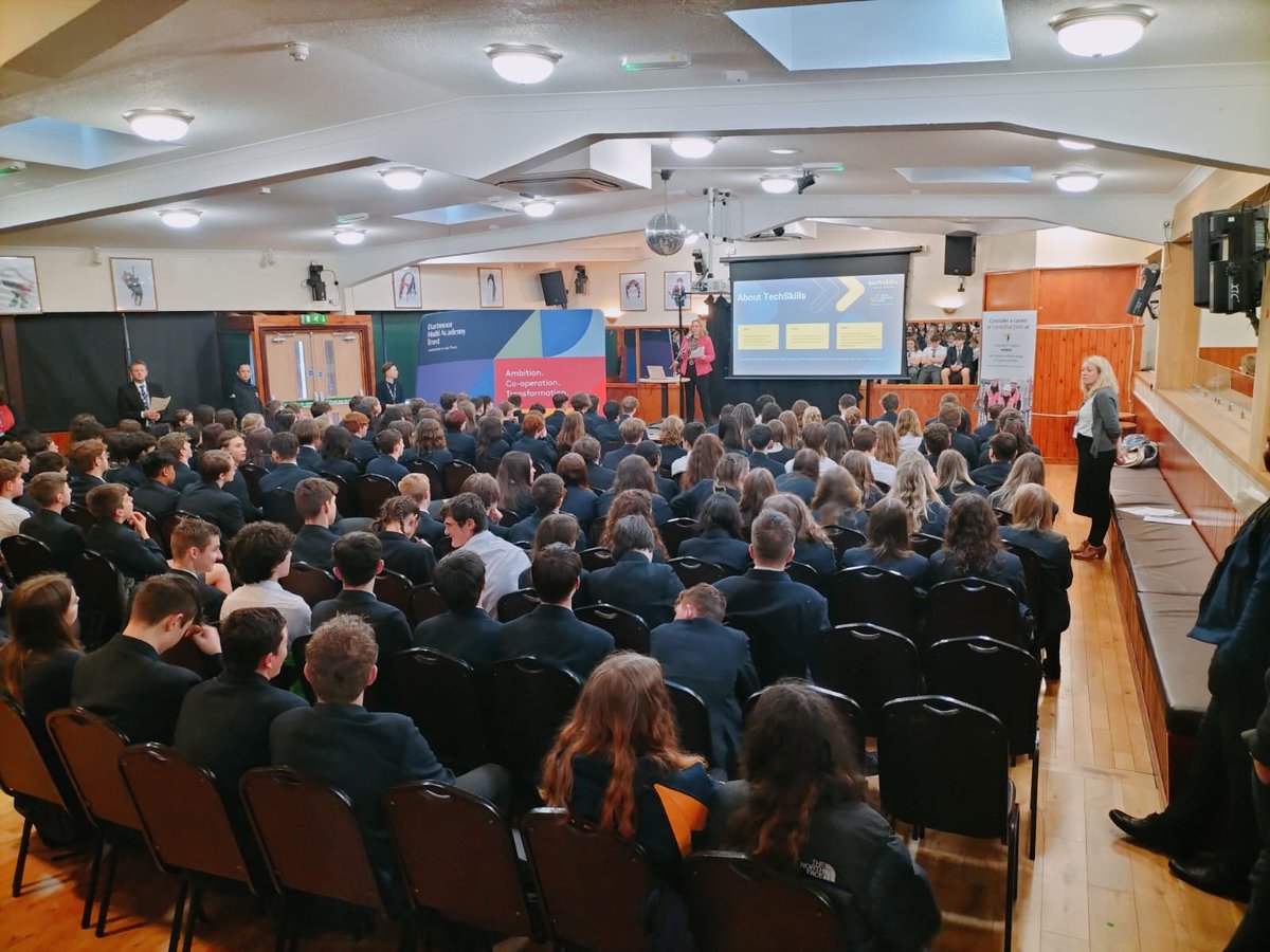 techskillsorg's tweet photo. Today we're at Dartmoor Careers Fair! 

Our CEO Kelly Nicholls will be speaking to 400 students throughout the afternoon, letting them know about their options for careers in digital and tech and what we do at TechSkills to help make it happen 💪

#TechIndustryGold #techcareers https://t.co/IyKdWcGa3u
