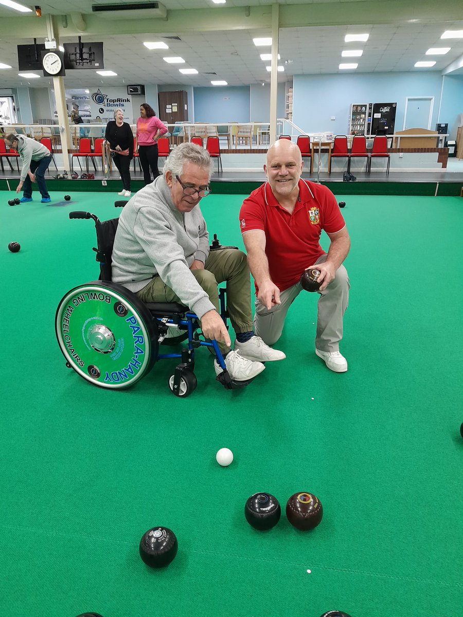 BowraFoundation's tweet photo. Bowra Buddies completely ruining our fun in the 'spot the jack' competition!
#bowrabowls #indoorbowls #bowls #charity #neurologicaldisorder #neurology #strokesurvivor #bowrafoundation #whatsinsidematters #bowrabag #bowrastory #unrelentingpursuitofrecovery #royalmarines #veterans https://t.co/qnrgdb61sM
